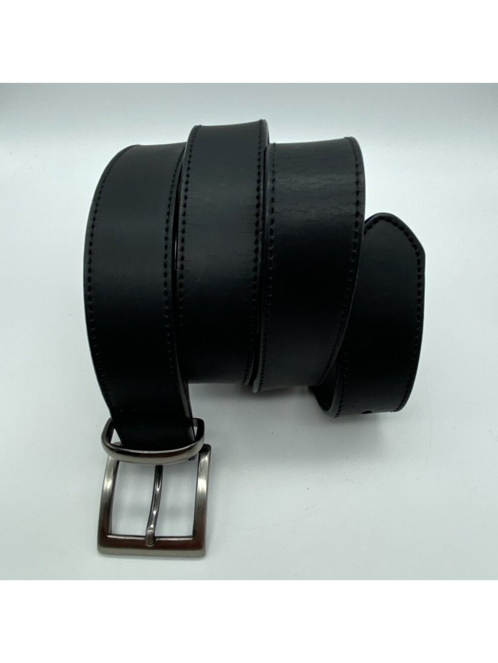 Unbranded Black Genuine Leather Belt Size 42 Casual Dress 1.25" China